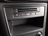 Volkswagen Tiguan (2014) R-Line 2.0 TDI, 4X4, Automat - náhled 17