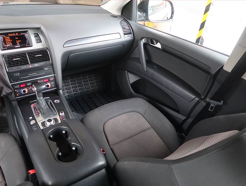 Audi Q7 (2015) 3.0 TDI, 4X4, Automat - fotka 8 z 20