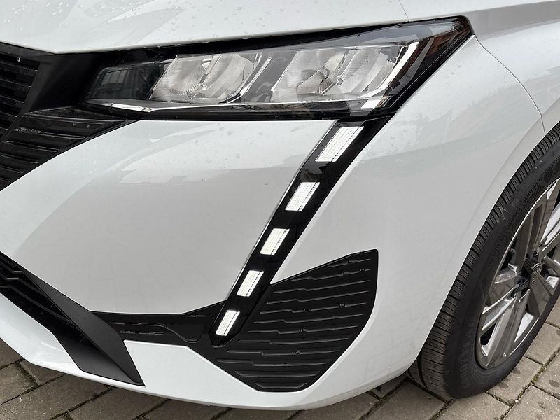 Peugeot 308 (2025) SW STYLE Hybrid e-DCS6 - fotka 26 z 43