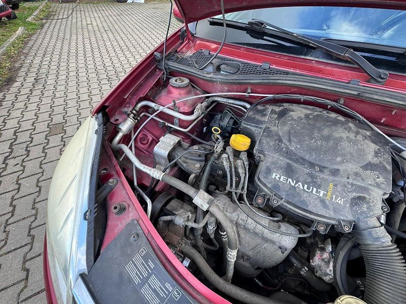 Dacia Sandero (2009) LPG 1,4 55 KW KOLA - fotka 42 z 45