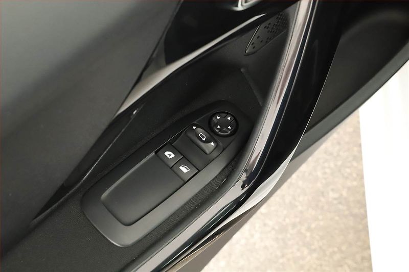 Peugeot 208 (2015) 1.2 PureTech, Automat - fotka 15 z 15
