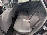 Ford Focus (2011) 1.6 i, AC, výhřev sed - náhled 10