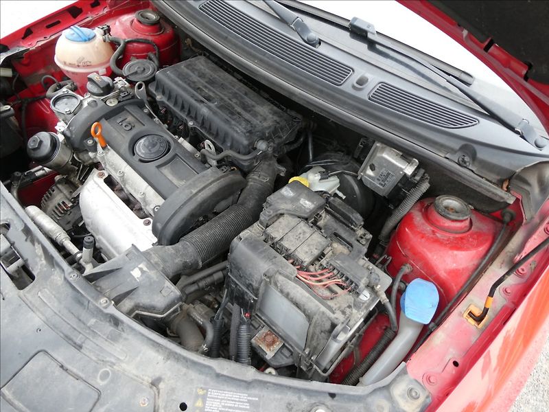 Škoda Fabia 1,6 i16V 77kW AUTOMAT,klima,ČR - fotka 28 z 30