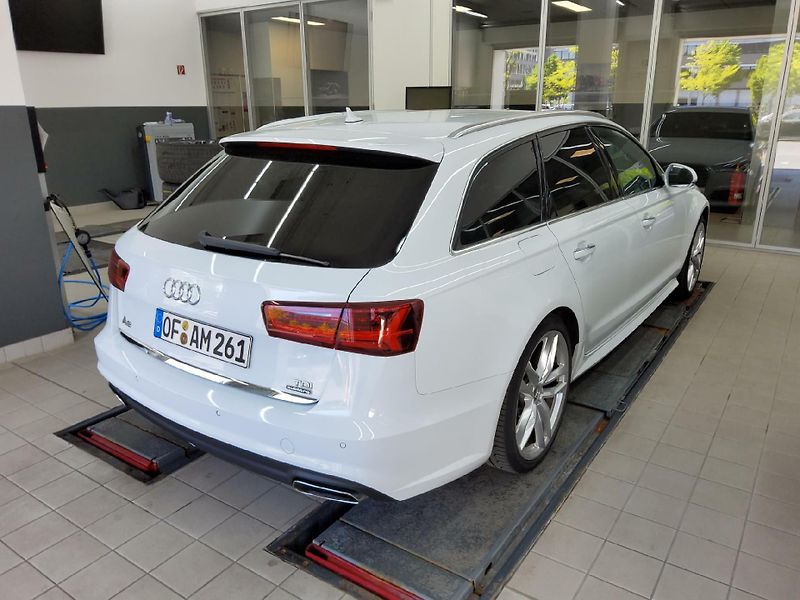 Audi A6 Avant 3.0 TDI S-LINE VZDUCH  - fotka 2 z 5