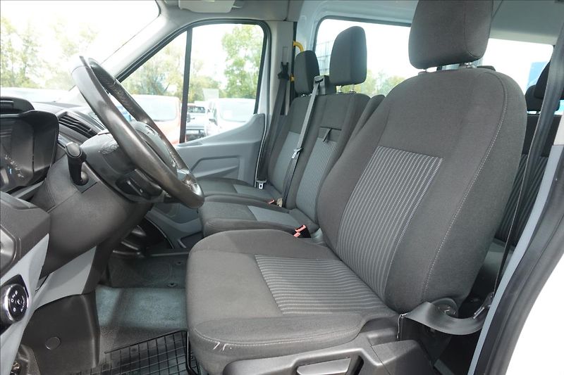 Ford Transit 2,0 TDCi  L3H2 9MÍST KLIMA - fotka 26 z 44
