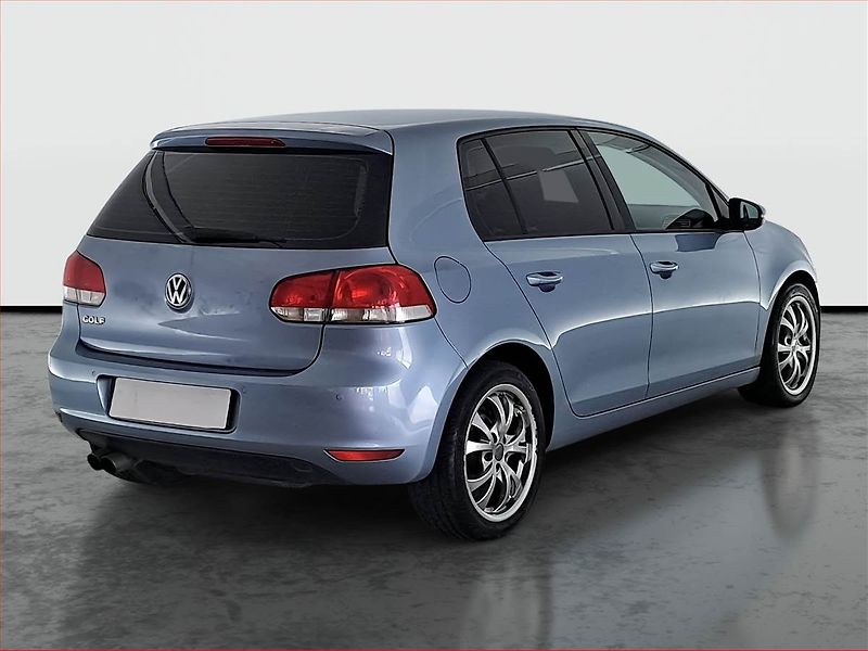 Volkswagen Golf (2010) 1.4 16V, Park. senzory - fotka 5 z 15