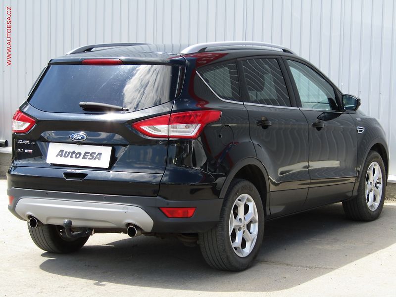 Ford Kuga (2013) 2.0 TDCi 4x4, AT, xenon - fotka 4 z 21