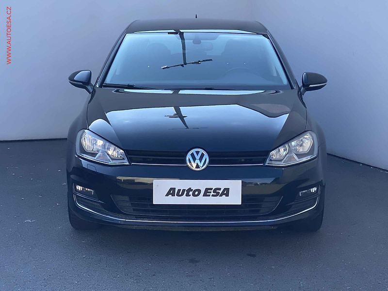 Volkswagen Golf (2015) 1.2 TSi, Lounge - fotka 2 z 17