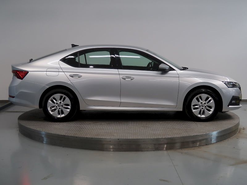 Škoda Octavia (2021) AMBITION 2.0TDI 85KW - fotka 8 z 36