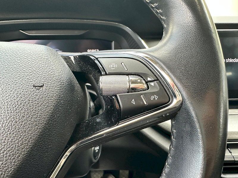 Škoda Octavia (2022) 2.0 TDI 85kW Ambition Combi - fotka 11 z 22