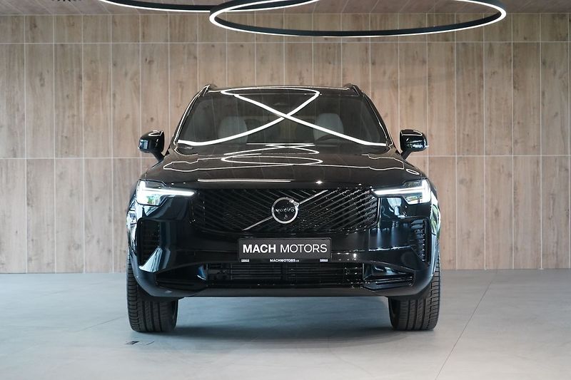 Volvo XC90 T8 PLUS Dark, Ventilace, 360° - fotka 3 z 50