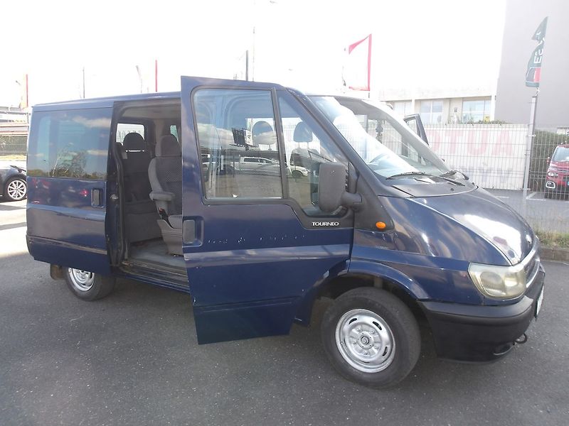 Ford Transit 2,0TDCi TOURNEO 9 MÍST ! - fotka 14 z 29