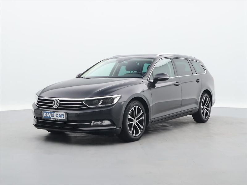 Volkswagen Passat 2,0 TDI 110kW DSG LED 1.Maj - fotka 3 z 31