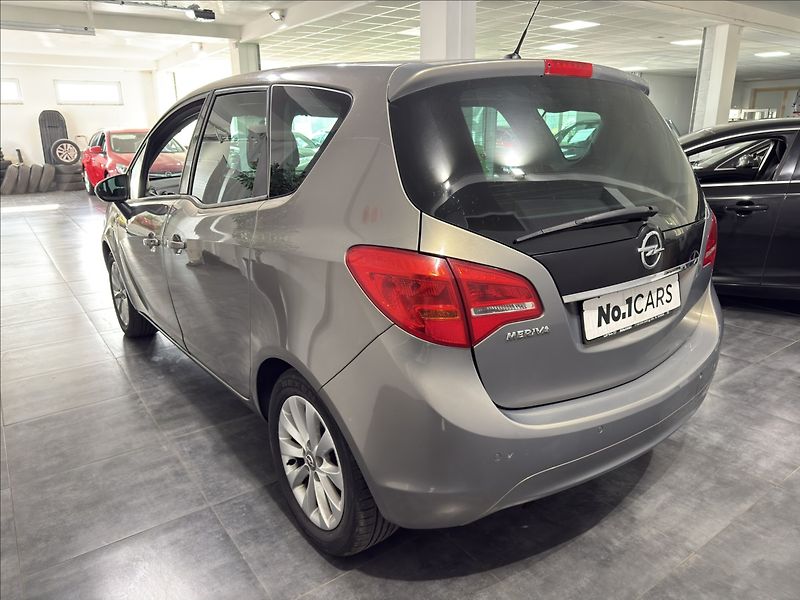 Opel Meriva 1,4   74 kW EDICE 150 1.MAJ - fotka 4 z 29