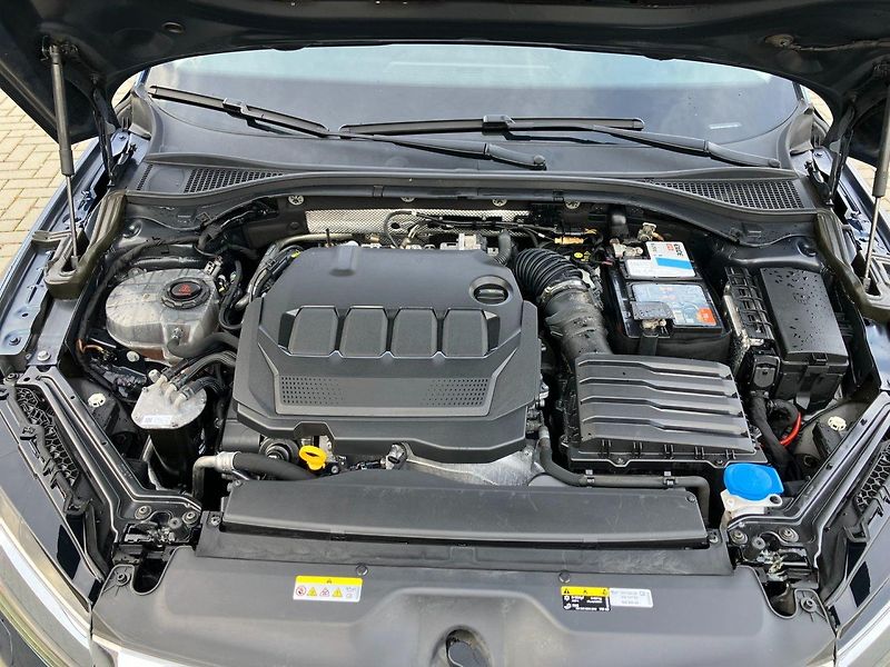 Škoda Superb (2022) 2.0TDI 147kW 4X4 STYLE DSG - fotka 32 z 33