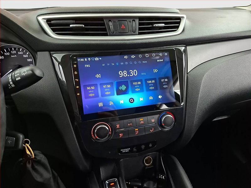 Nissan Qashqai (2017) 1.2 DIG-T, Serv.kniha, Navi - fotka 12 z 15