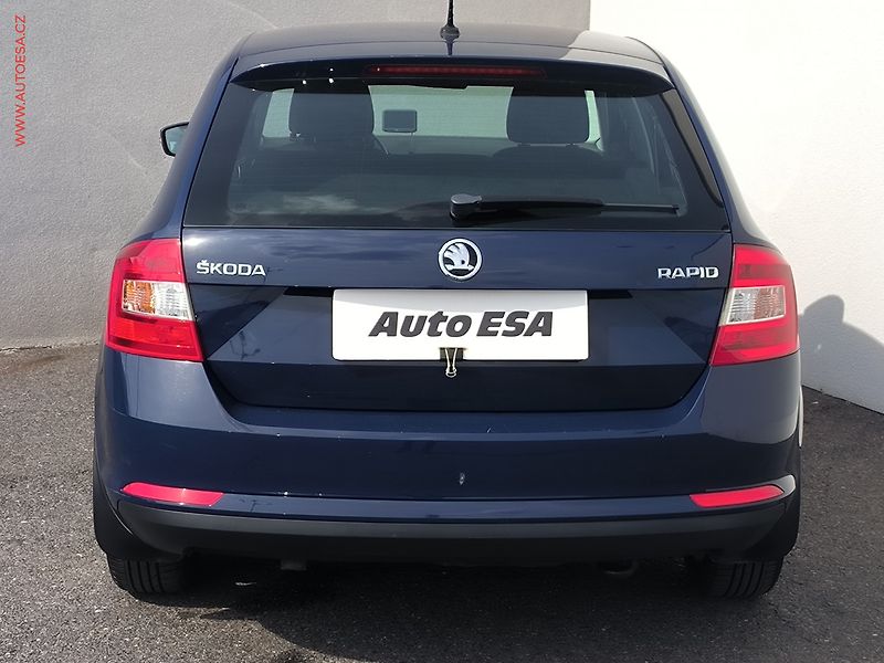 Škoda Rapid (2015) 1.4TDi, ČR, AC - fotka 5 z 17