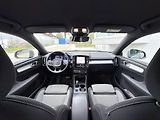 Volvo XC40 B3 FWD // CORE // 1. maj. //ČR - náhled 17