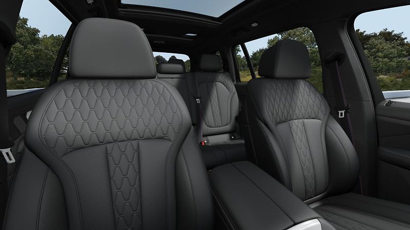 BMW X7 xDrive40i - fotka 11 z 14