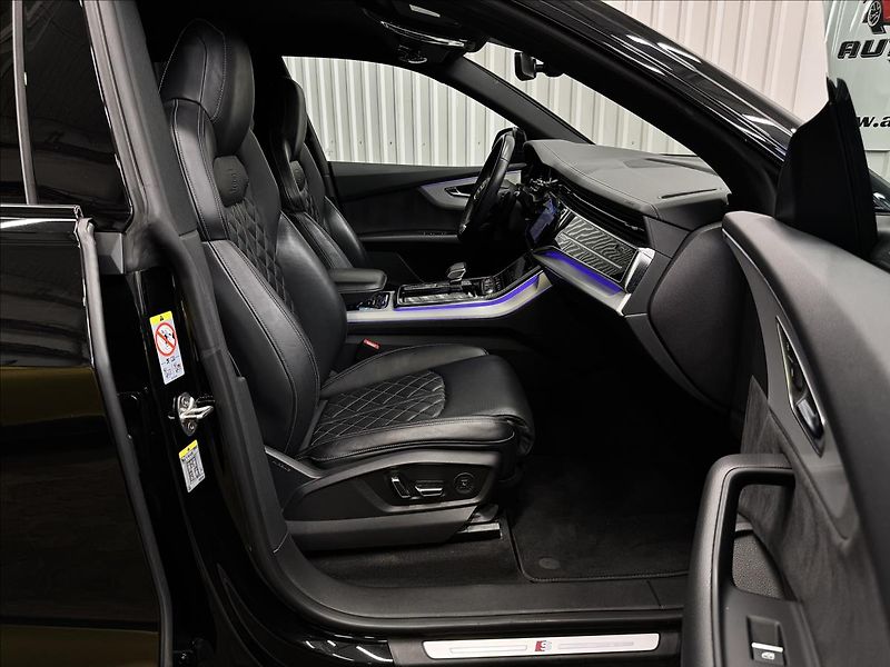 Audi SQ8 COMPETITION PLUS ČR 1.MAJ - fotka 46 z 50