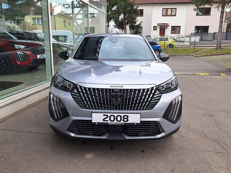 Peugeot 2008 (2026) ALLURE 1.2 TURBO 100k MAN6 - fotka 2 z 22