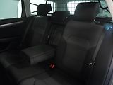 Volkswagen Passat - náhled 24