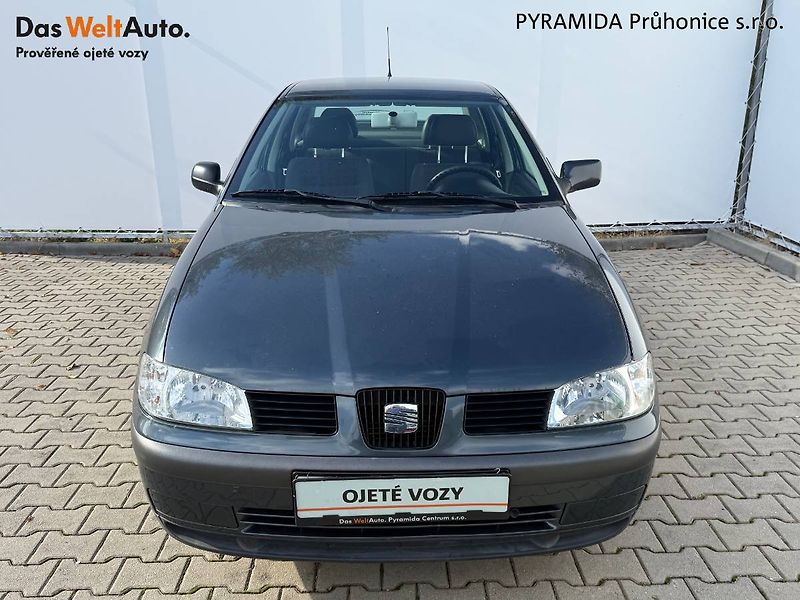 Seat Cordoba (2001) 1.4 8V 44 kW Stella - fotka 4 z 20