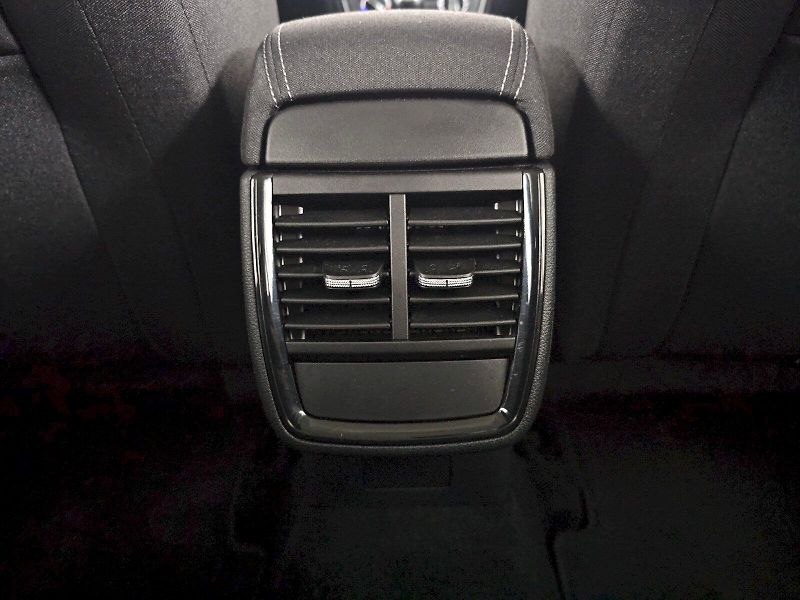 Škoda Scala (2024) 1.0TSI 85kW SELECTION TAŽNÉ - fotka 25 z 27