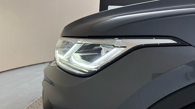 Volkswagen Tiguan Allspace 2.0 TDI DSG 4MOTION R-Line - fotka 18 z 30