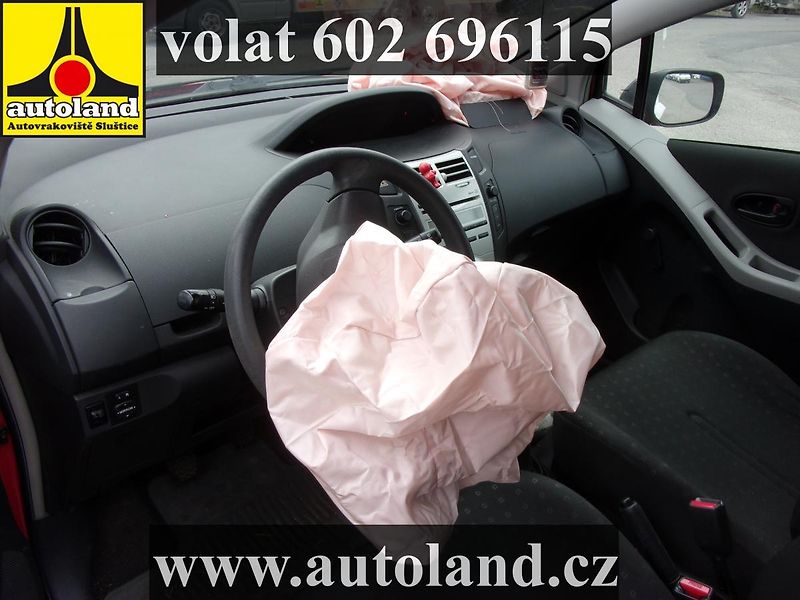 Toyota Yaris (2006) - fotka 5 z 7