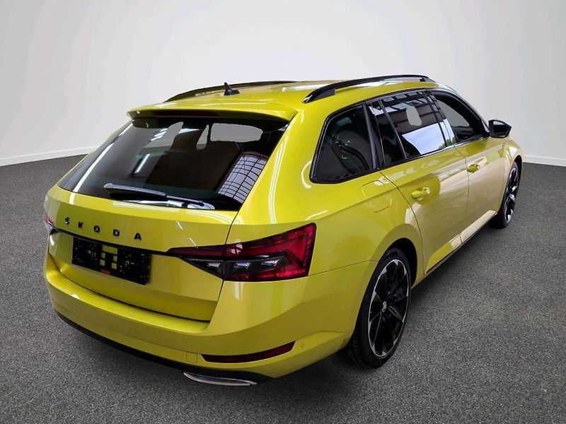 Škoda Superb Combi Sportline 147kw DSG 4x4 - fotka 4 z 14