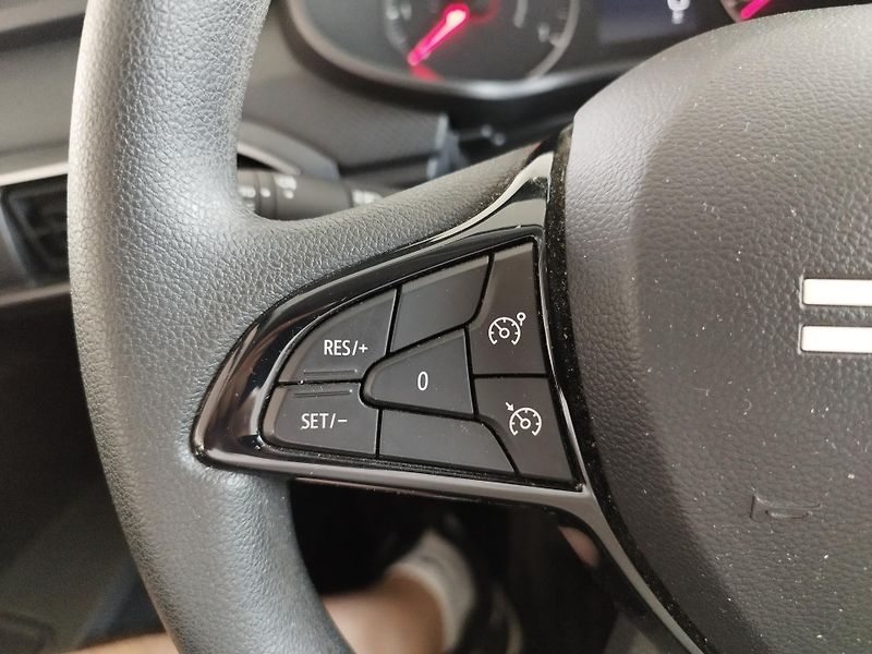Dacia Sandero (2023) 1,0i,67KW,LPG,KLIMA,naj.15tkm - fotka 18 z 26