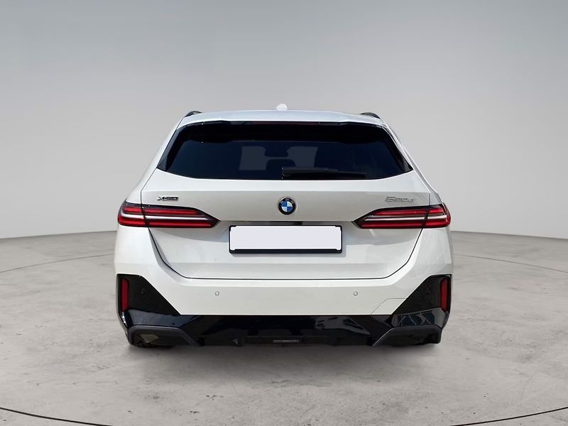 BMW Řada 5 520d xDrive M-Sport Pano Venti - fotka 7 z 24