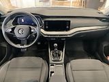 Škoda Octavia COMBI 2.0 TDI AMBITION - náhled 13