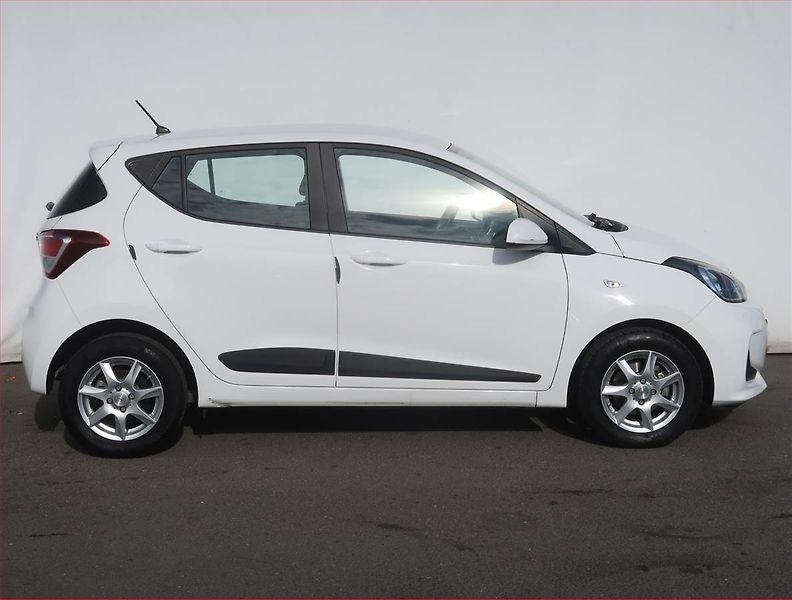 Hyundai i10 (2017) 1.0, ČR,1.maj, Serv.kniha - fotka 6 z 16