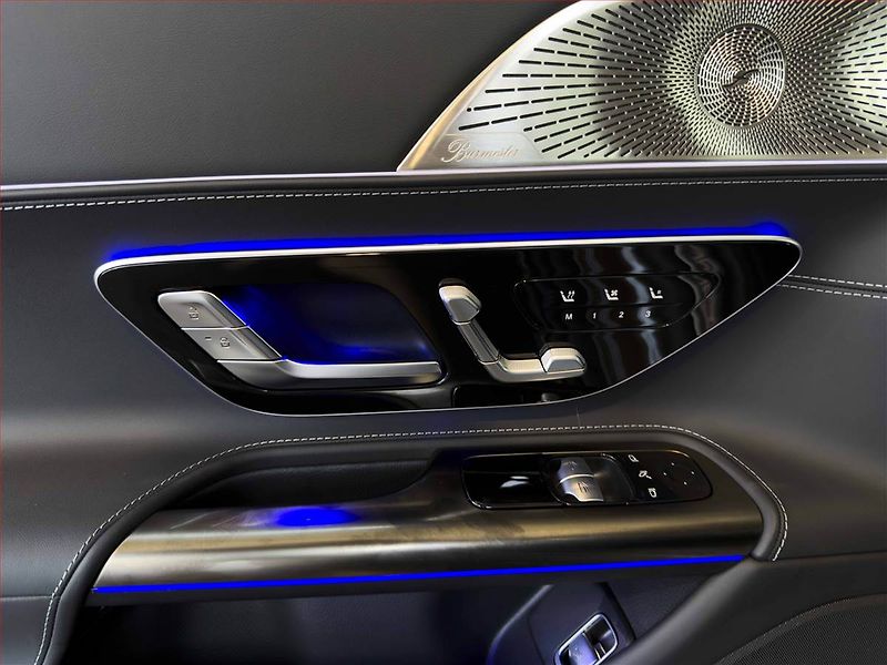Mercedes-Benz AMG GT (2025) 63 4MATIC+ - fotka 13 z 25