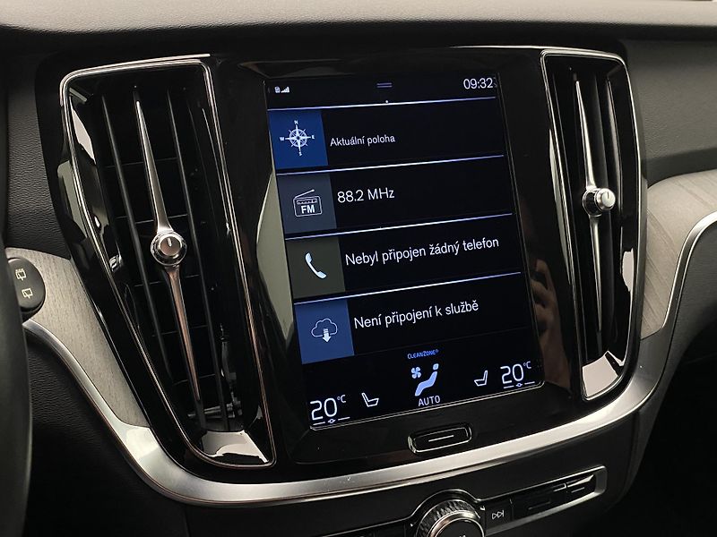 Volvo V60 CC B5 AWD BRIGHT PLUS AUT CZ - fotka 8 z 50