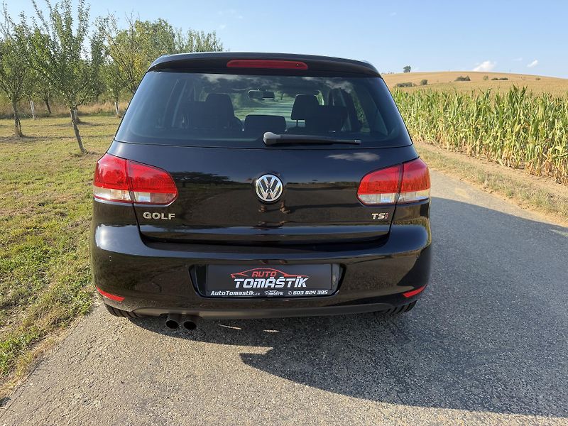 Volkswagen Golf (2011) VI 1,4i16V STYLE 1 MAJITEL - fotka 6 z 66