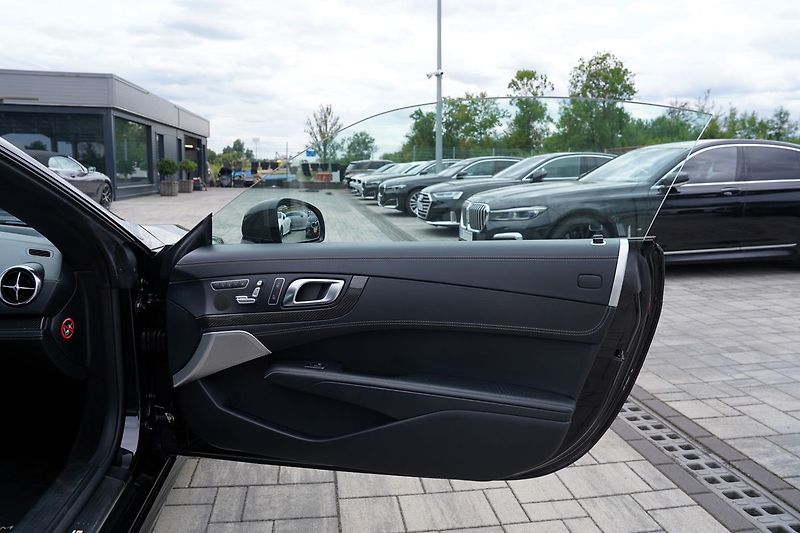 Mercedes-Benz SL 63 AMG Performance/ČR/570PS - fotka 32 z 50