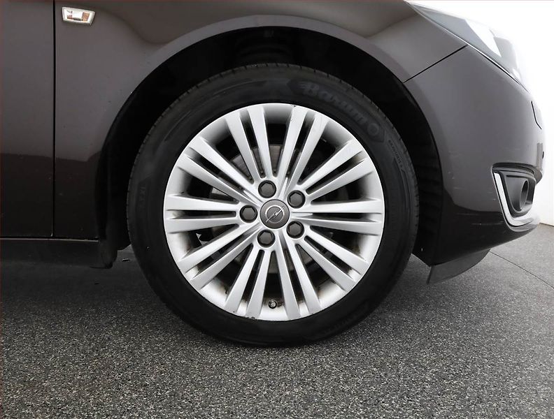 Opel Insignia (2015) 2.0 CDTI, 4X4, Automat - fotka 19 z 19
