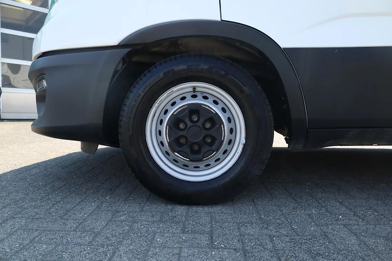 Iveco Ostatní 35 S L4H2 Automat Kamera Klima - fotka 9 z 19