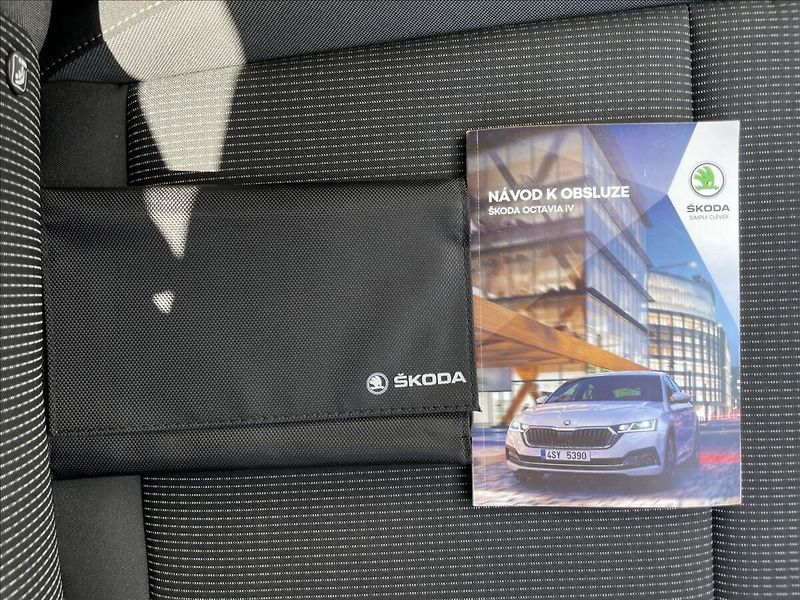 Škoda Octavia 1,4 TSI DSG Combi Ambition  iV - fotka 19 z 24