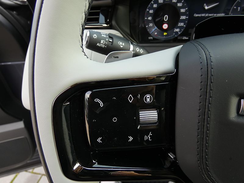 Land Rover Range Rover Velar (2026) Belgravia Edition P400e        - fotka 23 z 45