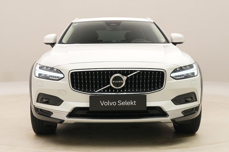Volvo V90 CC B4 AWD MOMENTUM AUT - fotka 16 z 65