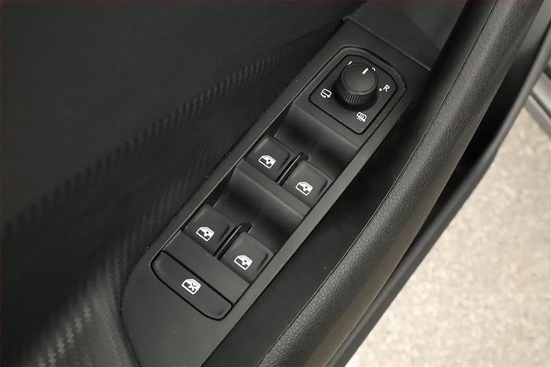 Škoda Kamiq (2024) Monte Carlo 1.5 TSI - fotka 17 z 17