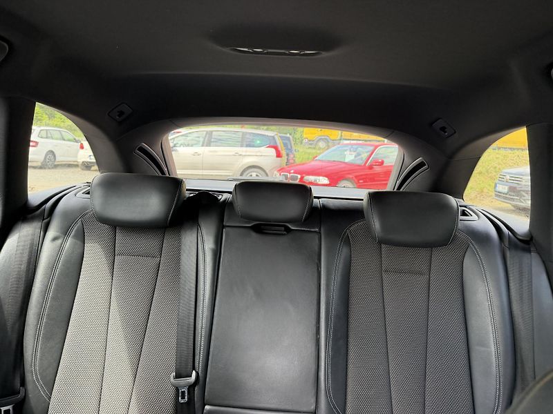 Audi A4 2.0 TDI 3x S-line - fotka 16 z 21