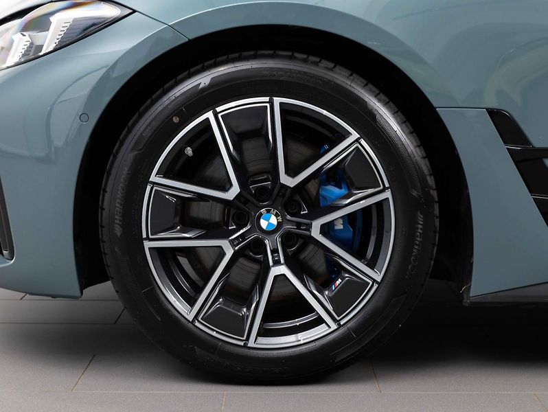 BMW Řada 4 M440i xDrive Gran Coupé - fotka 6 z 21