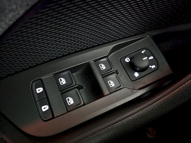 Škoda Octavia (2024) COMBI 1.5TSI 85KW TOP SELECTIO - fotka 18 z 30