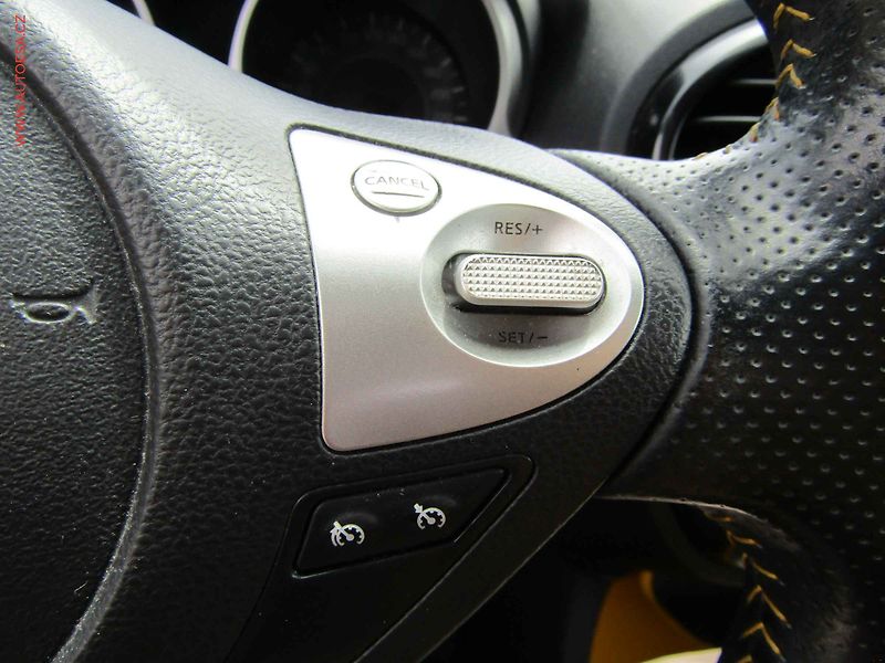Nissan Juke (2017) 1.2 T, ČR, N-Connecta, navi - fotka 15 z 18