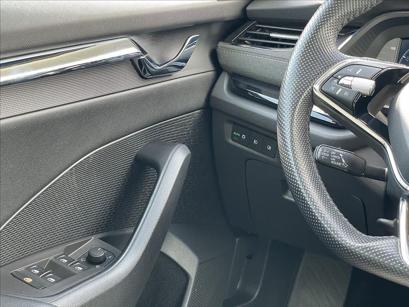 Škoda Octavia 2,0 TDI DSG 4x4 Style Plus LED - fotka 15 z 23